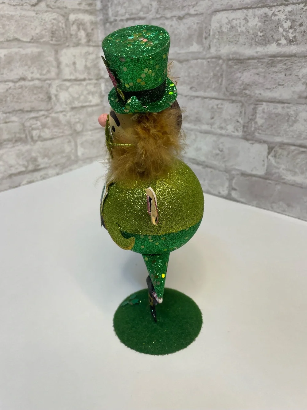Vintage Pier 1 Lucky Leprechaun Glitter Metal St Patricks Day Shamrock 10” Rare